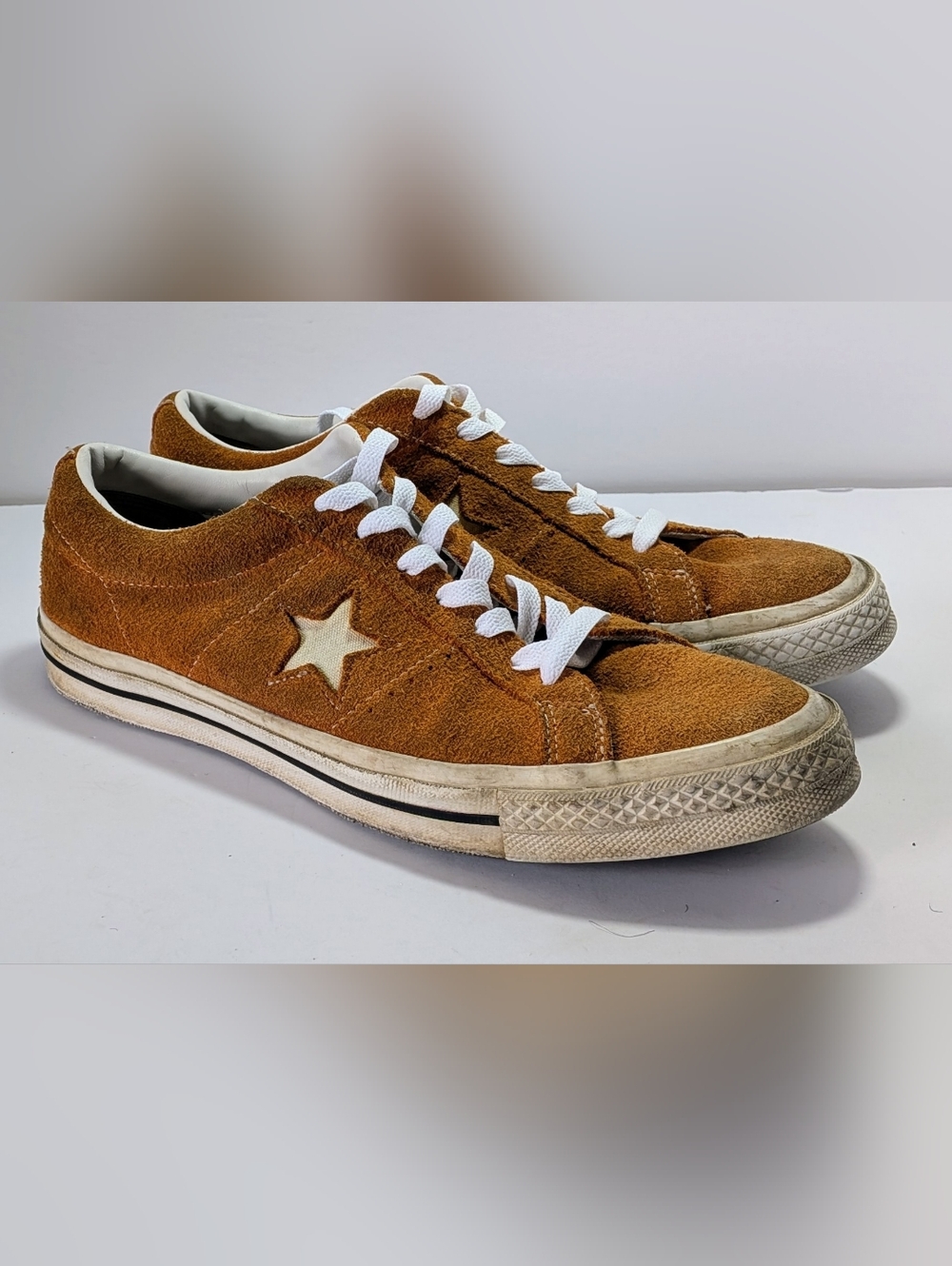 Converse One Star Ox Vintage Suede “Bold Mandarin” Size 9 Low Top Sneakers